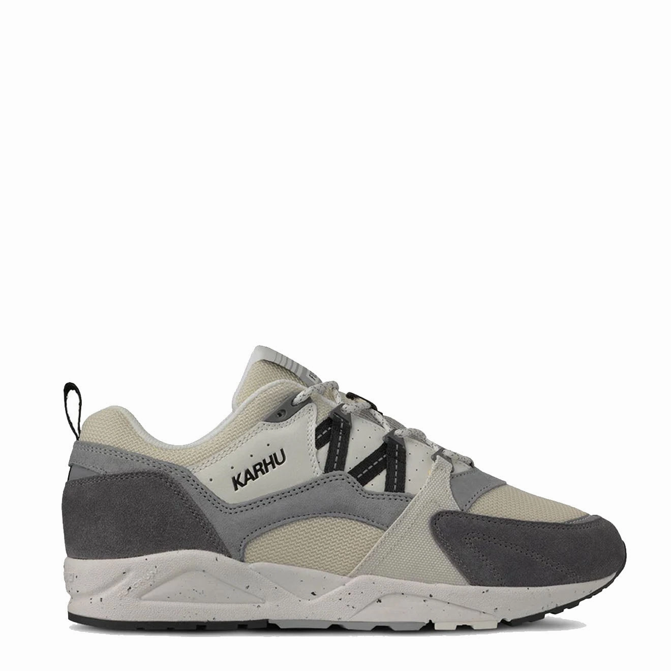 Sustainable Shoes Karhu Fusion 2.0 Trainer Limestone / Jet Black