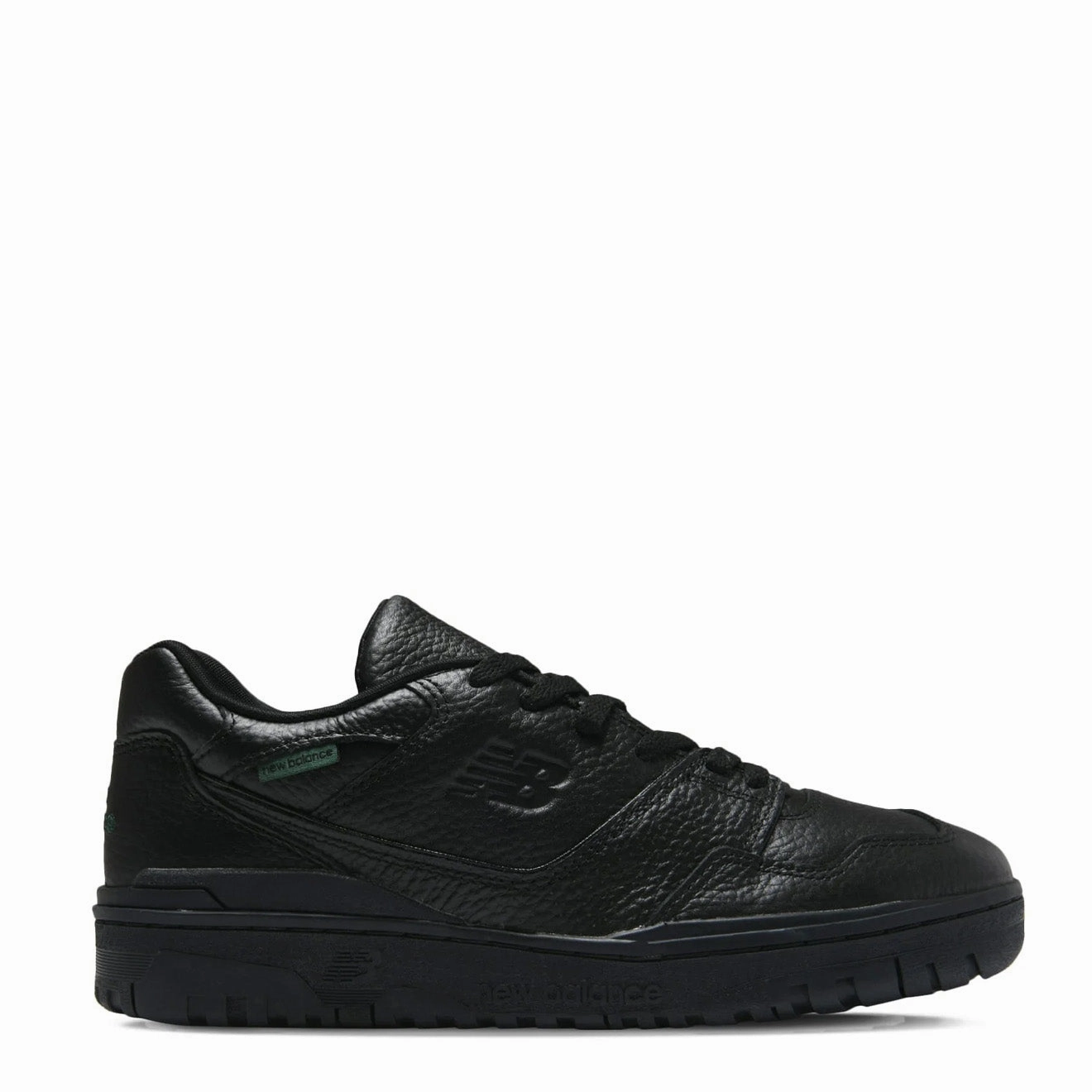 Streetwear Footwear Everyday Sneakers New Balance 550 Trainers Black / Phantom
