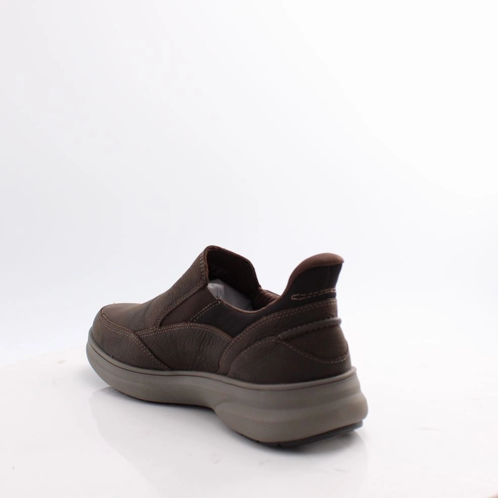 Mullan Step Clarks 25 Supportive