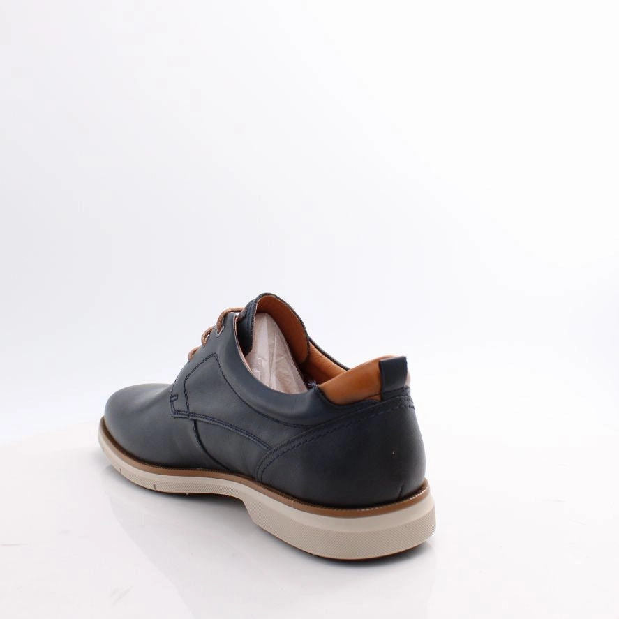 Everyday Sneakers Unisex Shoes Navarra M8C-4271C1 Pikolinos