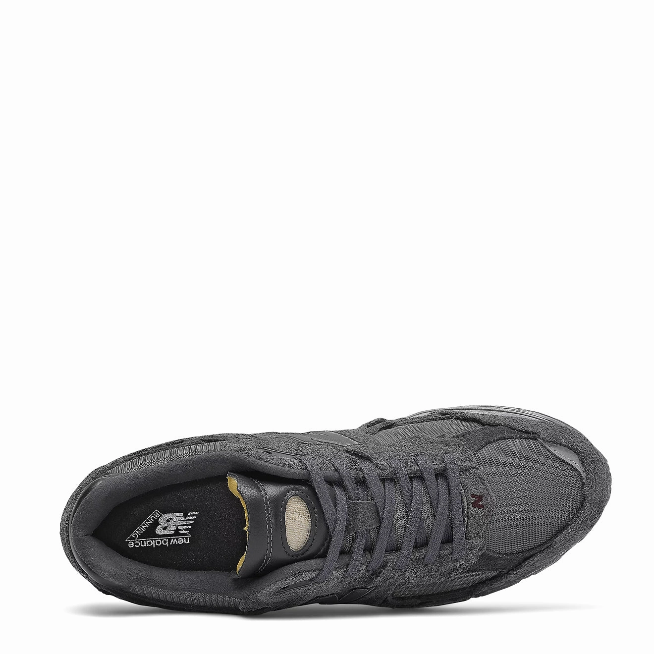 Easy Clean Rugged Sole New Balance 2002R Protection Pack Shoes Phantom / Magnet