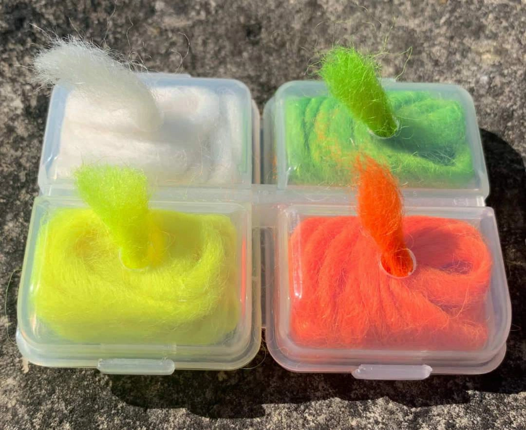 New Zealand Four Color Wool Yarn Dispenser