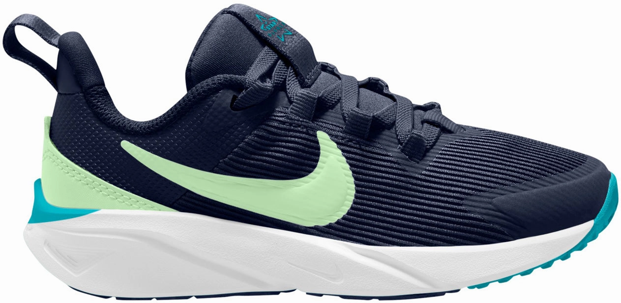 Flexible Nike Star Runner 4 Little Kids Shoes