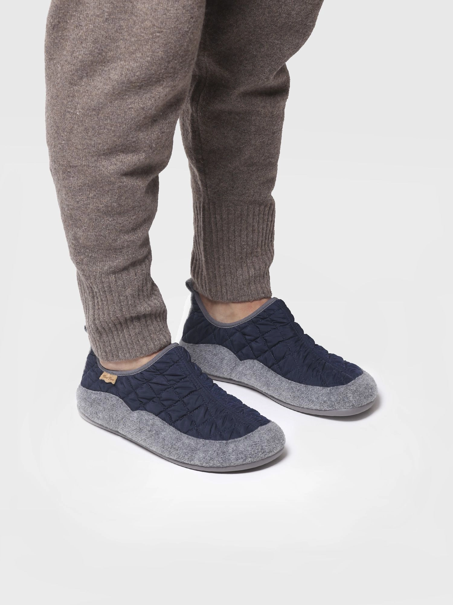 Classic Footwear Nil-Um Toni Pons Slipper