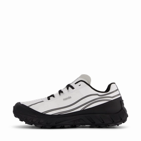 Standing Shoes Stable Norda 002 M White