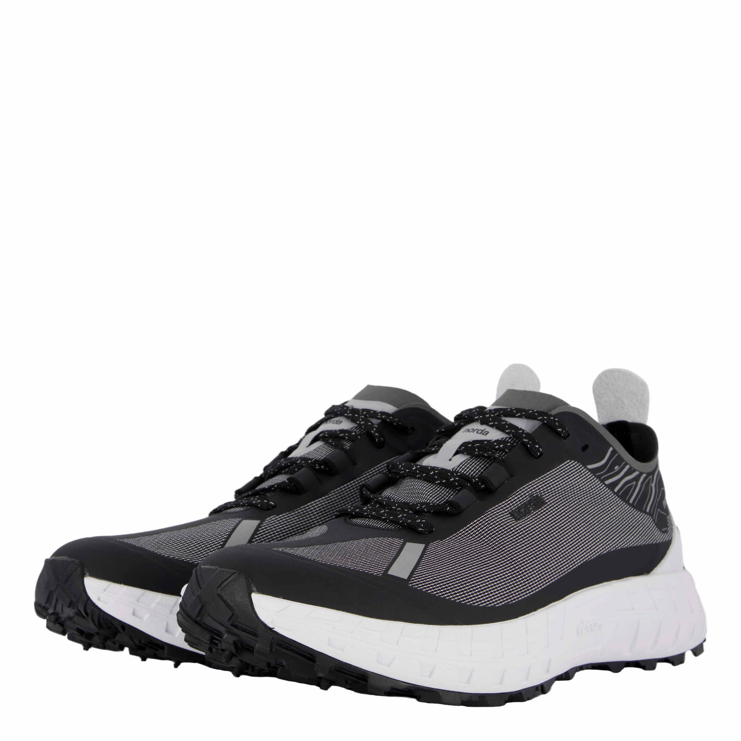 Modern Footwear Norda N001 Black/White