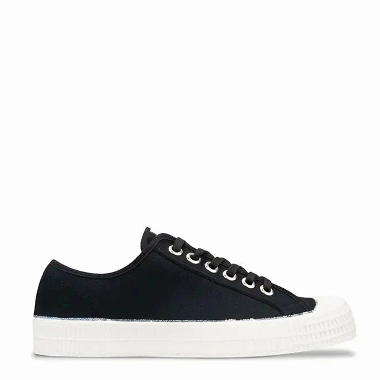 Novesta Star Master Trainer Black / White Comfort Sole Comfort Technology