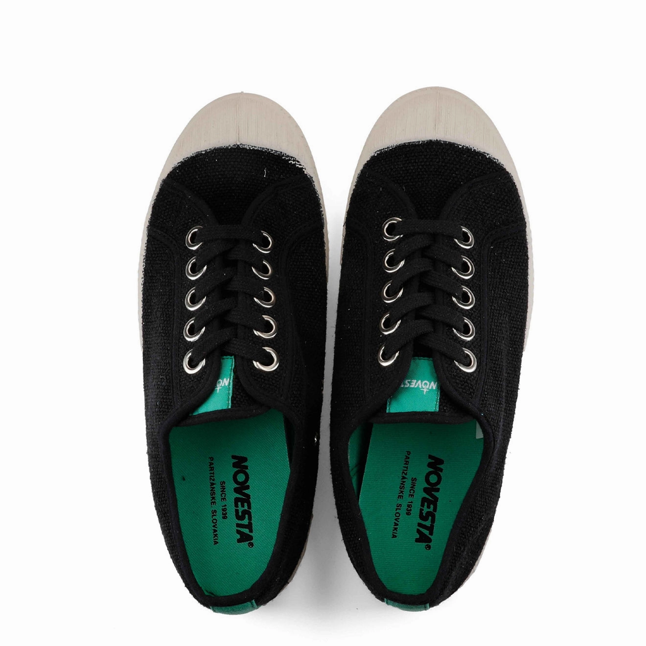 Stable All Day Comfort Novesta Star Master Trainer Hemp Black