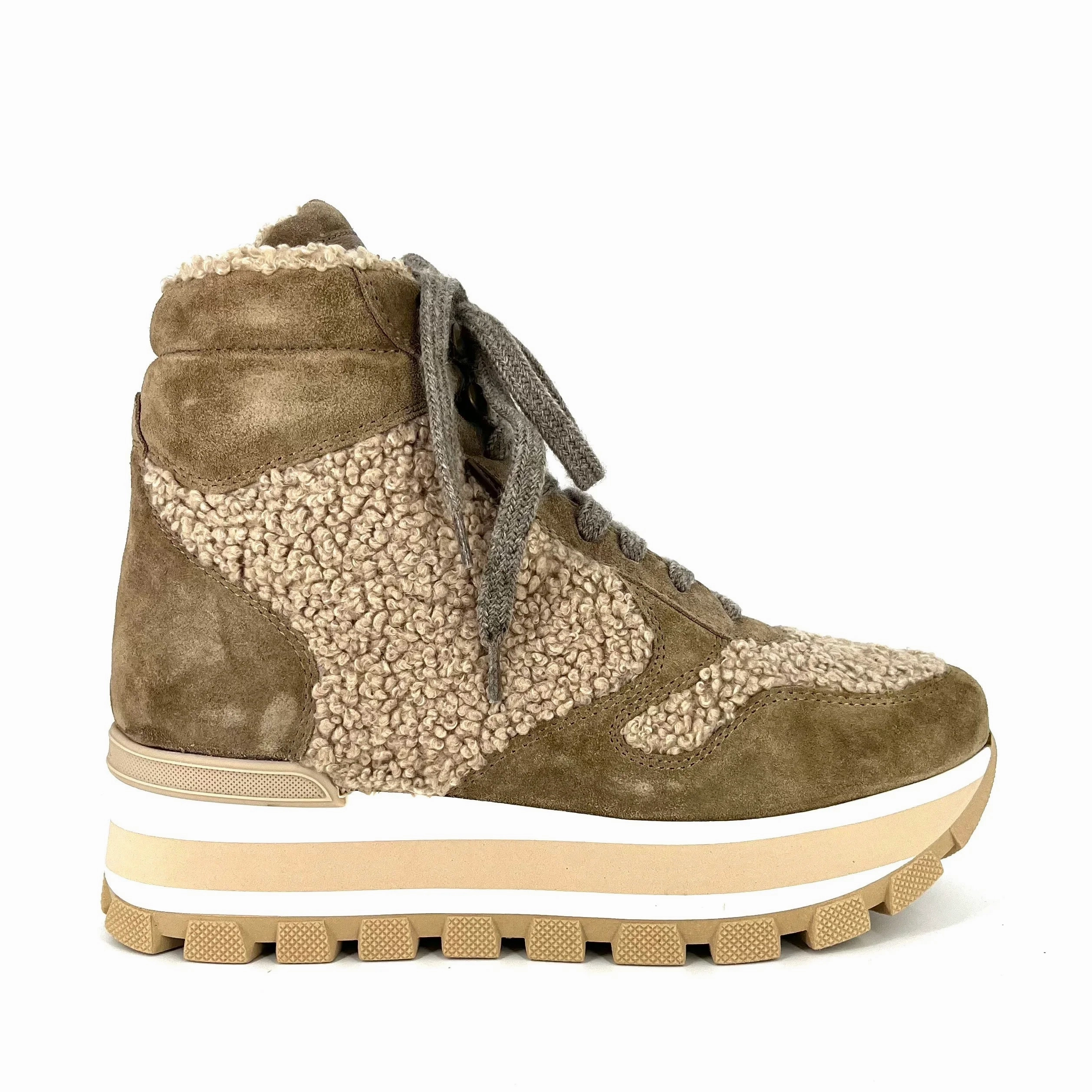 Pedro Miralles | Woman Boots | Mod 22077 Velor Tasso | Brown Flat Feet Shoes Cloud Comfort