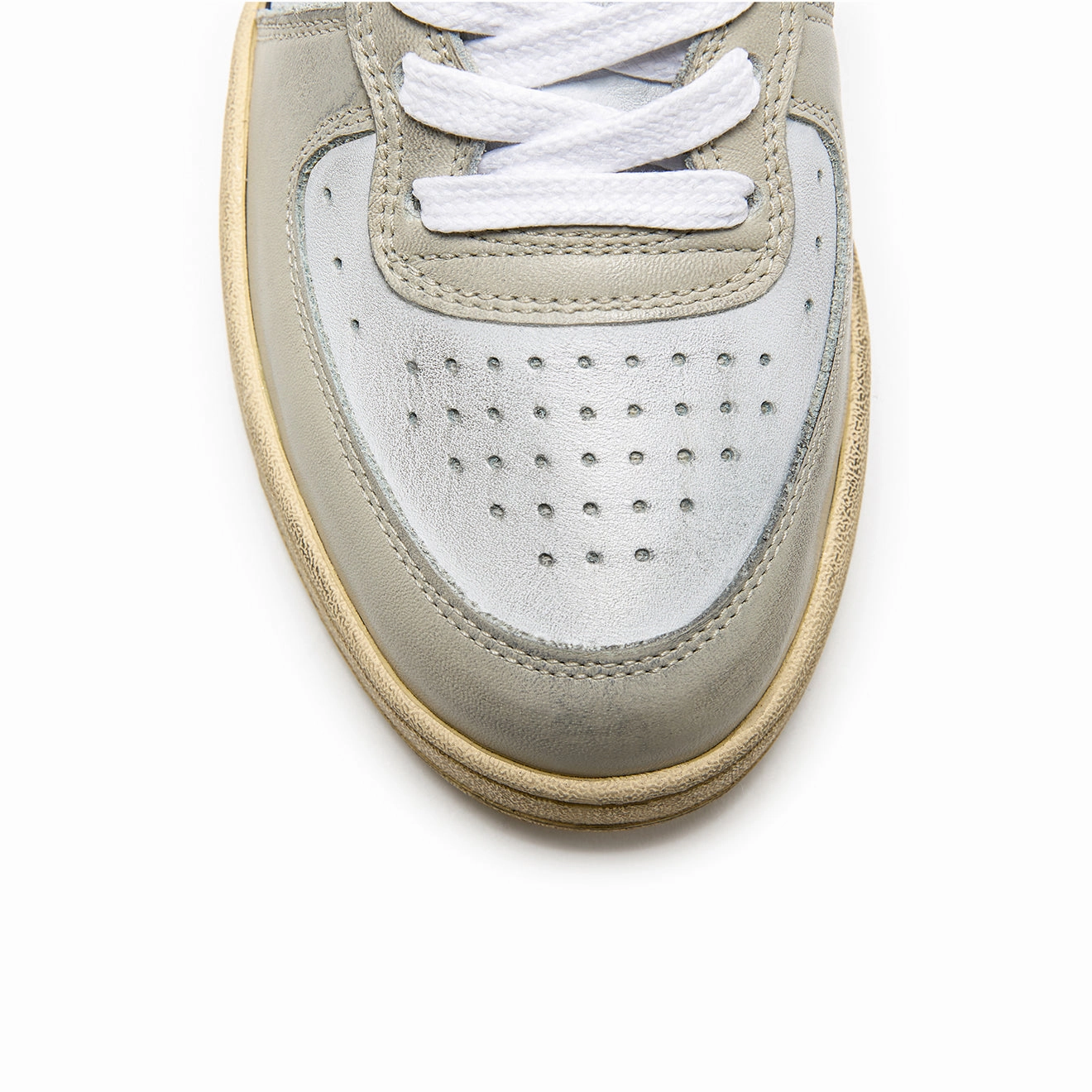 Classic Footwear All Weather Diadora Mi Basket Low Used Gray Pelican