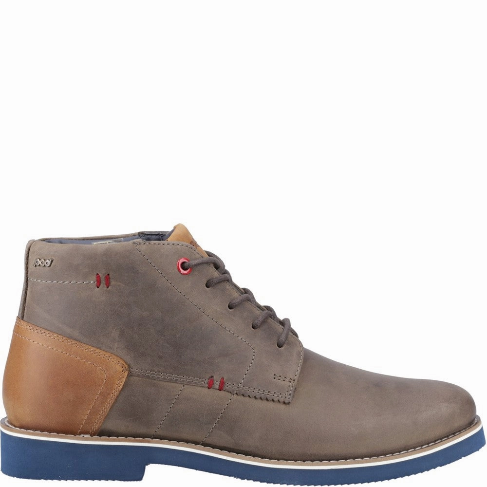 Modern Classic Rugged Pod Aries Chukka Boot