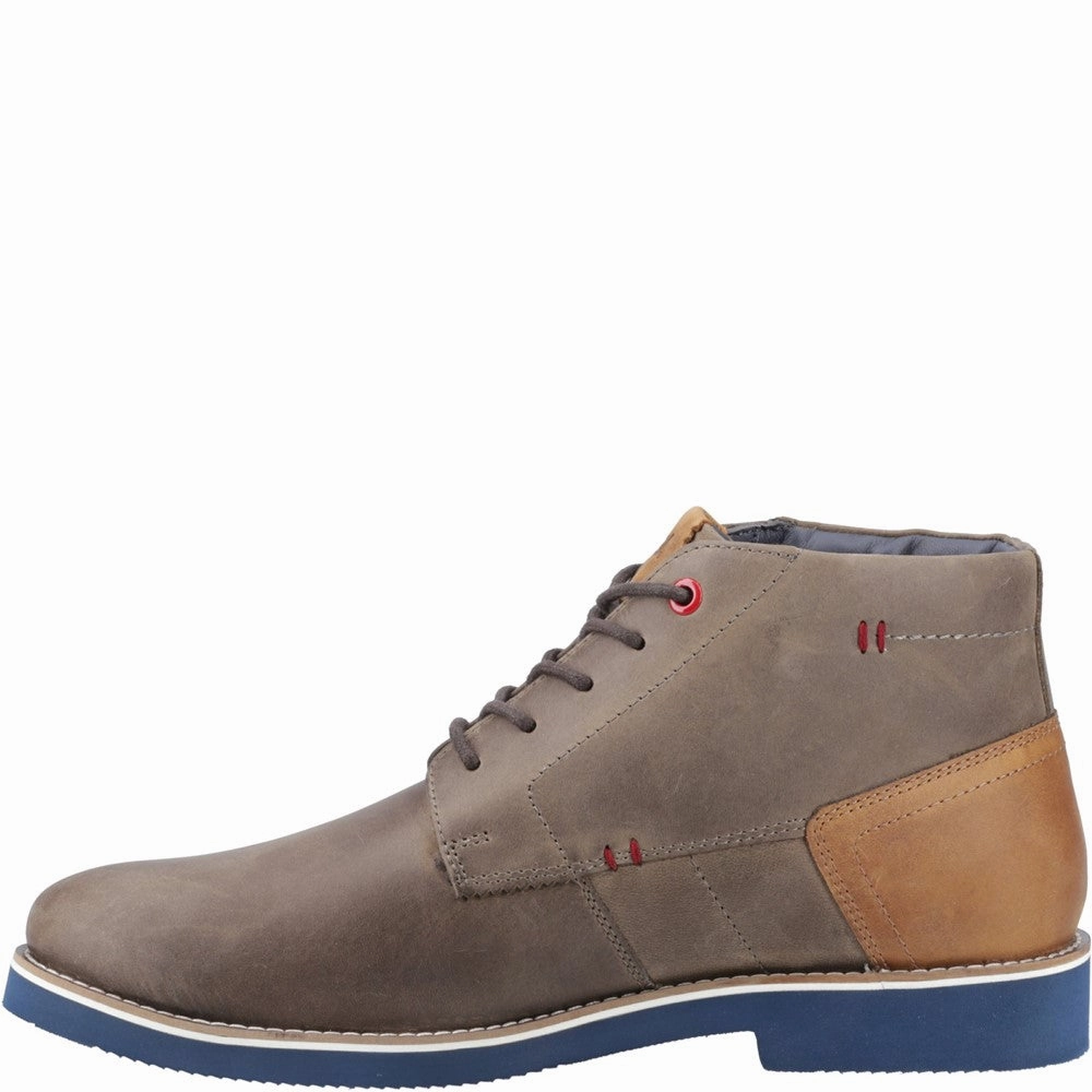 Supportive Pod Aries Chukka Boot