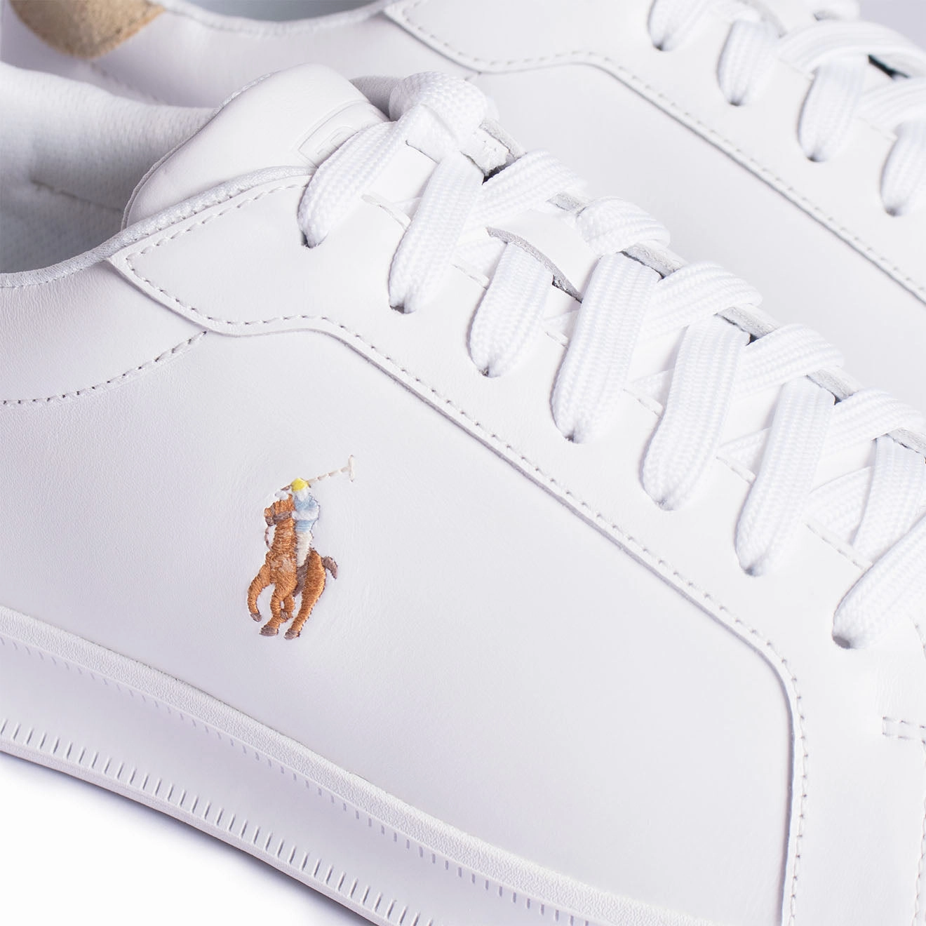 Streetwear Footwear Weather Resistant Polo Ralph Lauren Heritage Court Trainer White / Bone