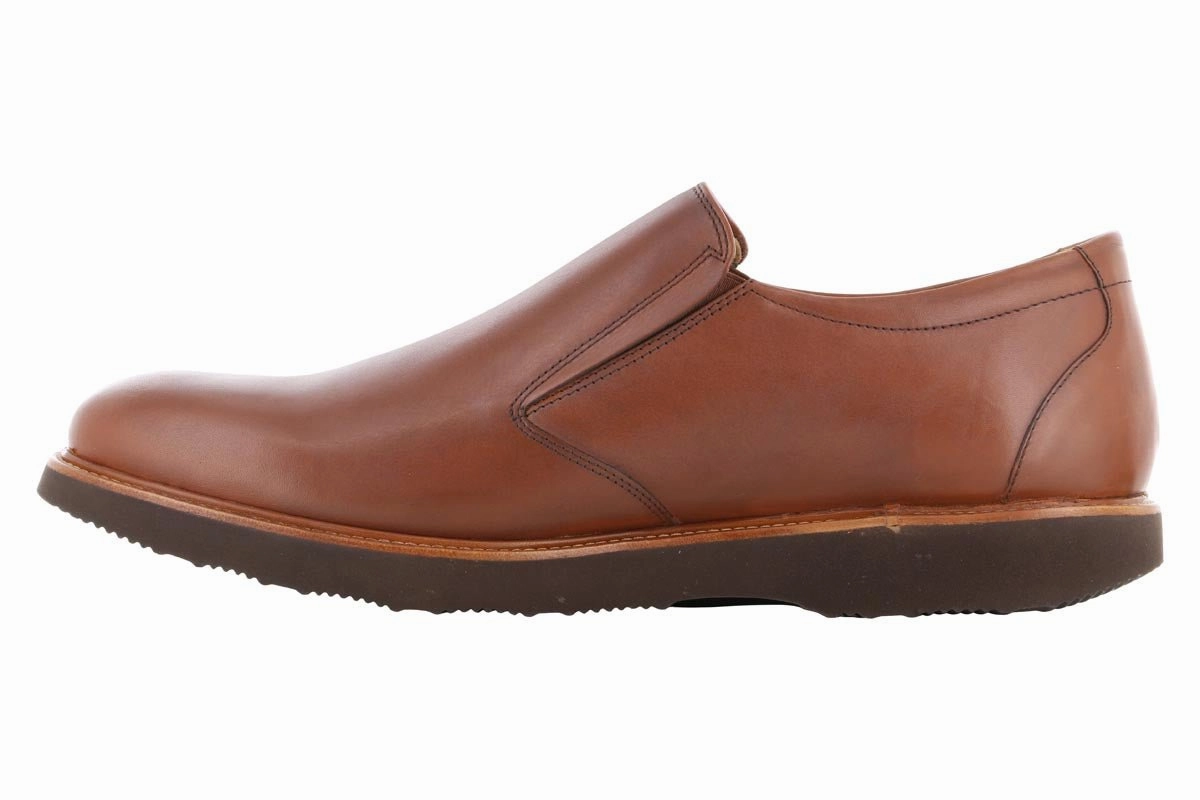 Stylish Footwear Samuel Hubbard Frequent Traveler Slip On Tan