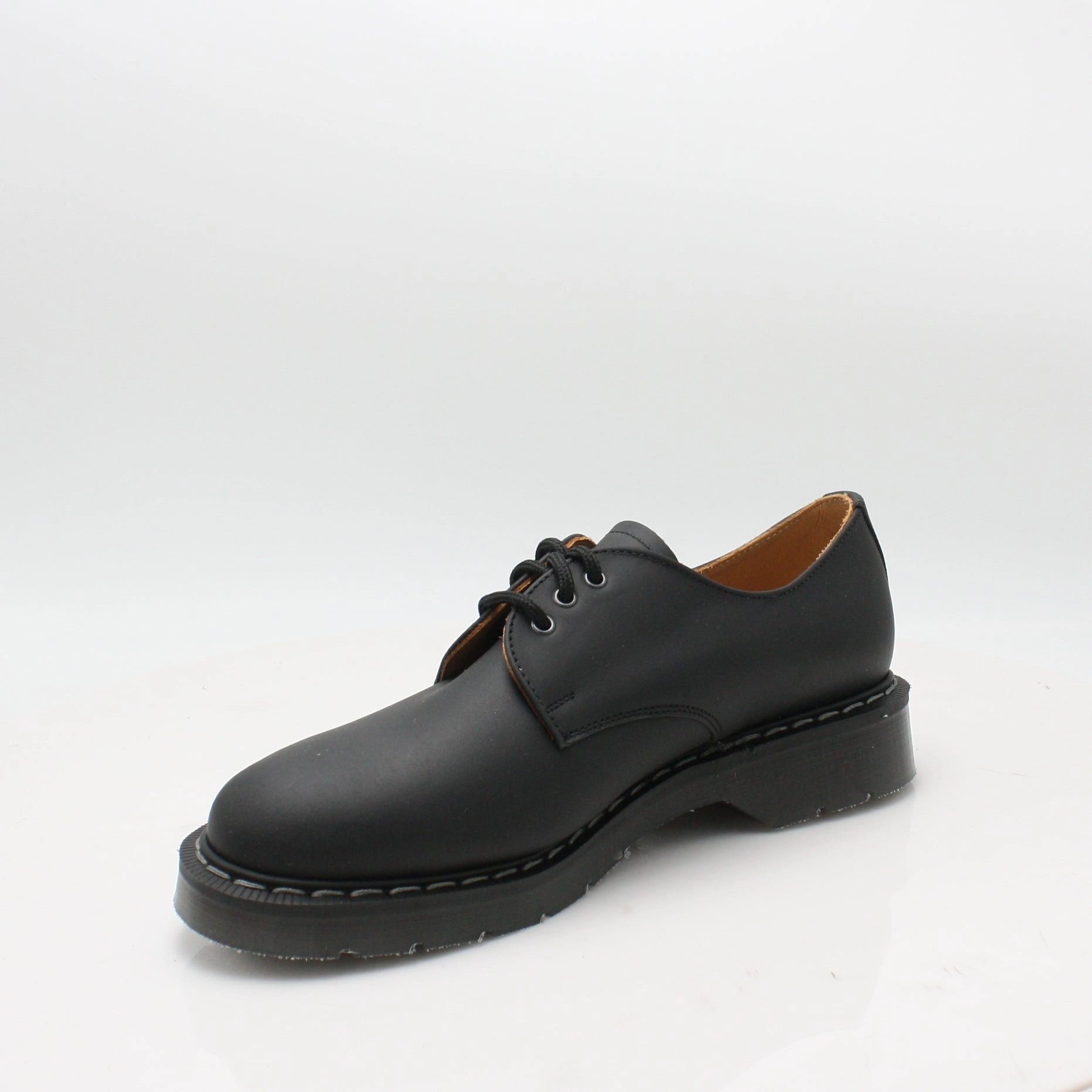 Classic Sneakers Unisex 3 Eye Gibson Solovair Shoe