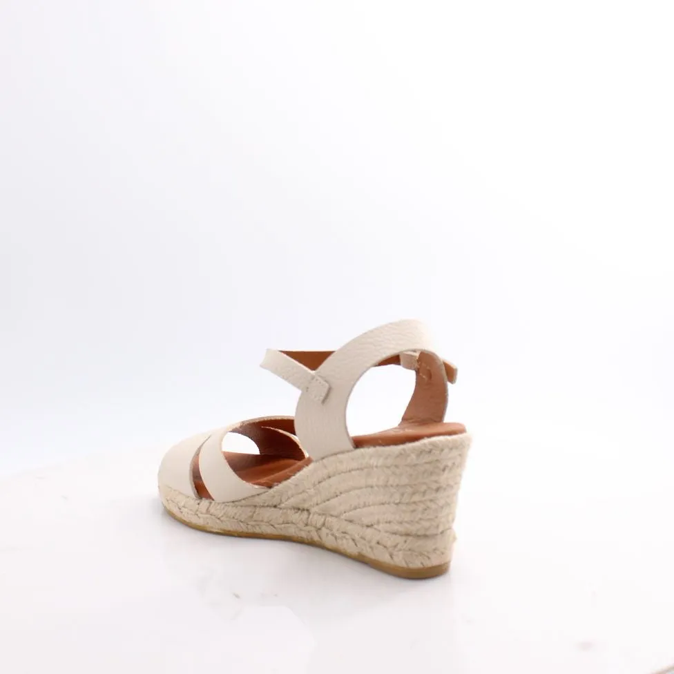 Relaxed Fit Footwear 5742 Oh My Sandals 25