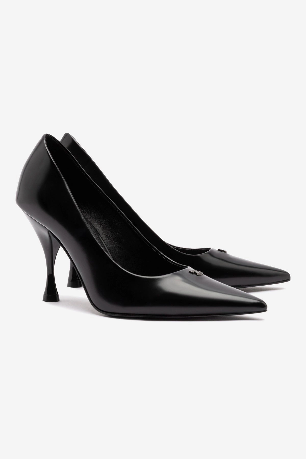 Grippy Traction Statement Footwear Stone Pump In Black Box Leather