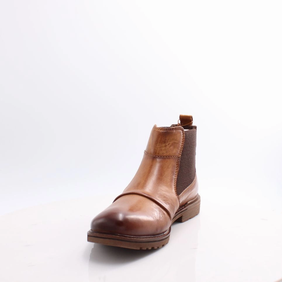 All Day Support A0U3Y Bugatti Boots