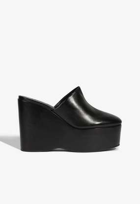 Sierra Leather Pump Classic Footwear