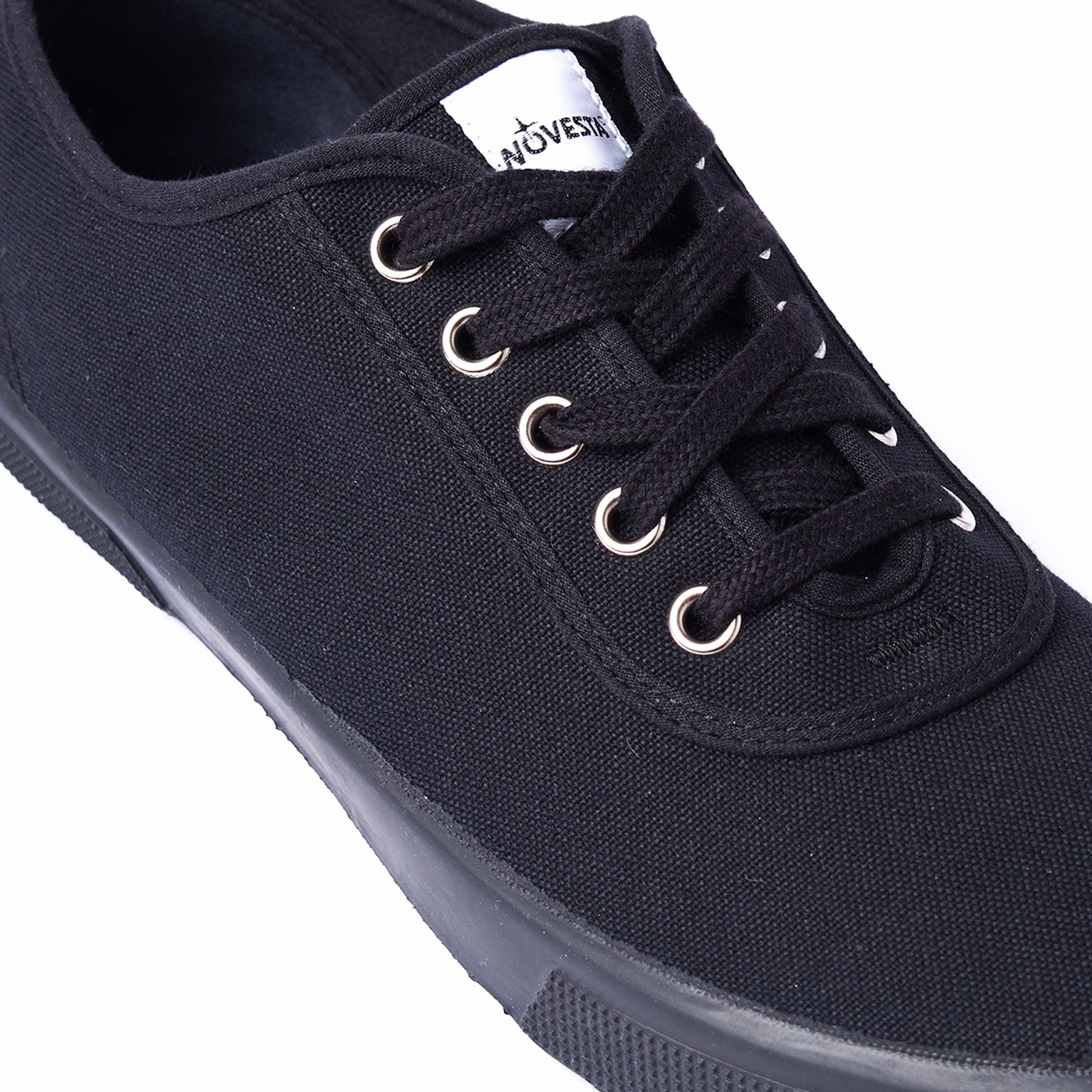 Novesta Ital Trainer All Black Secure Fit