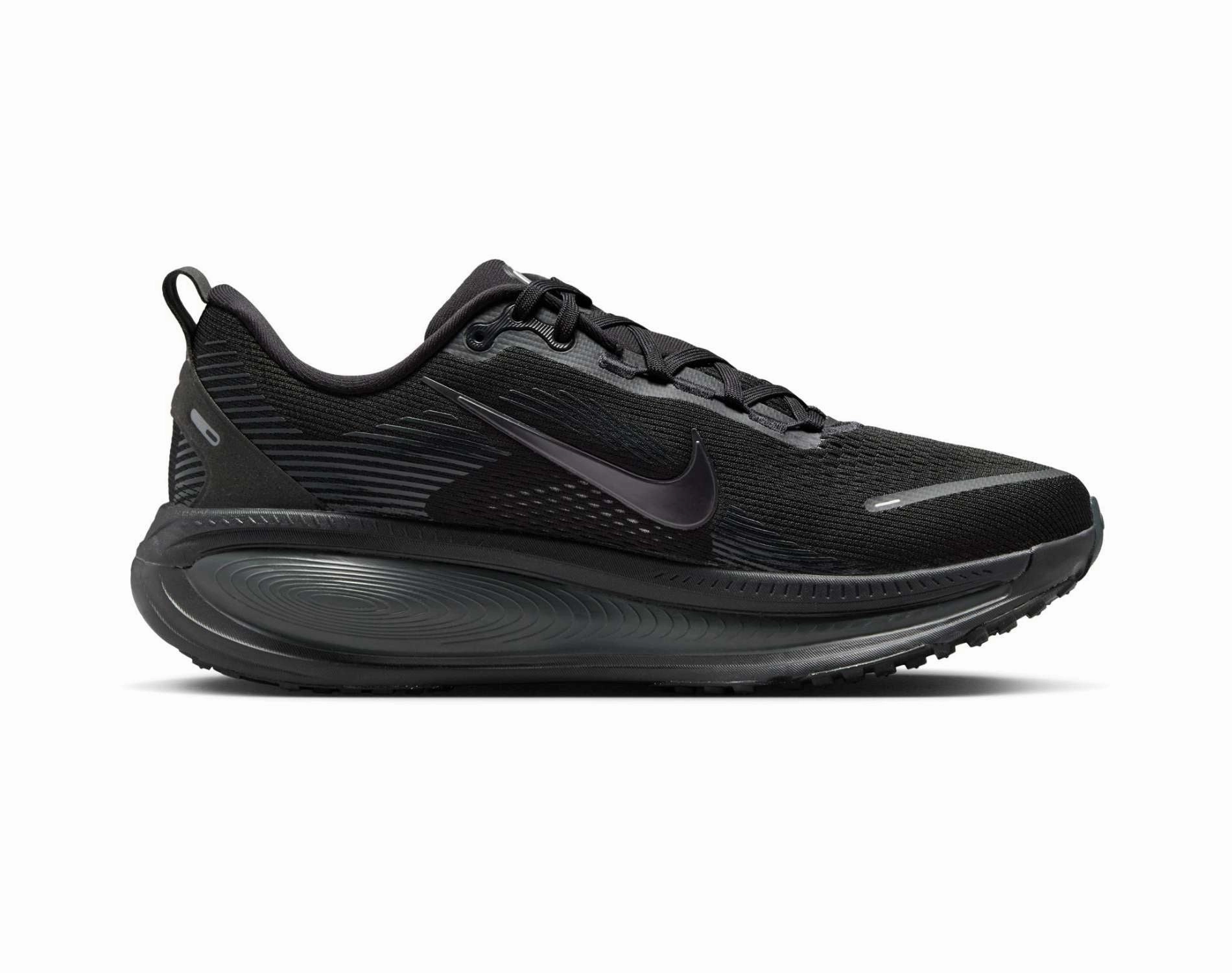 Nike Vomero 18 Mens Travel Ready Daylong Comfort