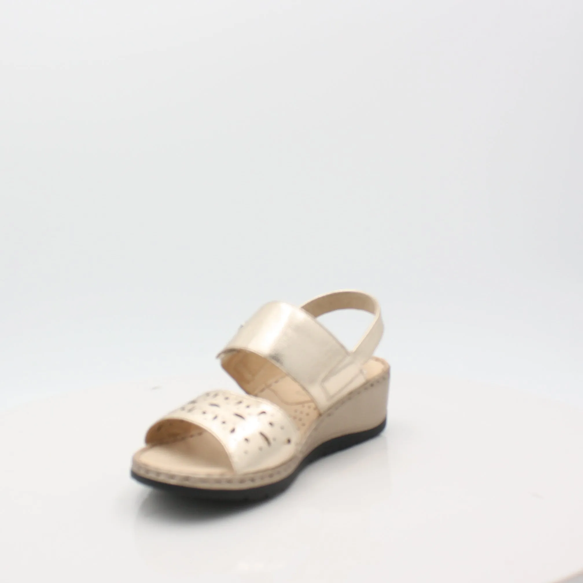 Comfort Sole Breathable 28253 Caprice 23 Sandal