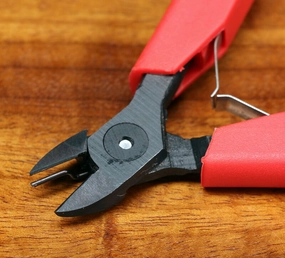 Super Flush Cutter Pliers with Wire Catcher