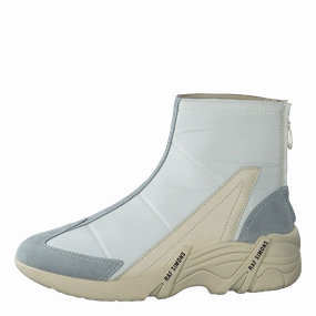 Cylon-22 Cream Streetwear Footwear Travel Footwear