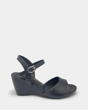 Tessa Black Shock Absorbing Sustainable Shoes