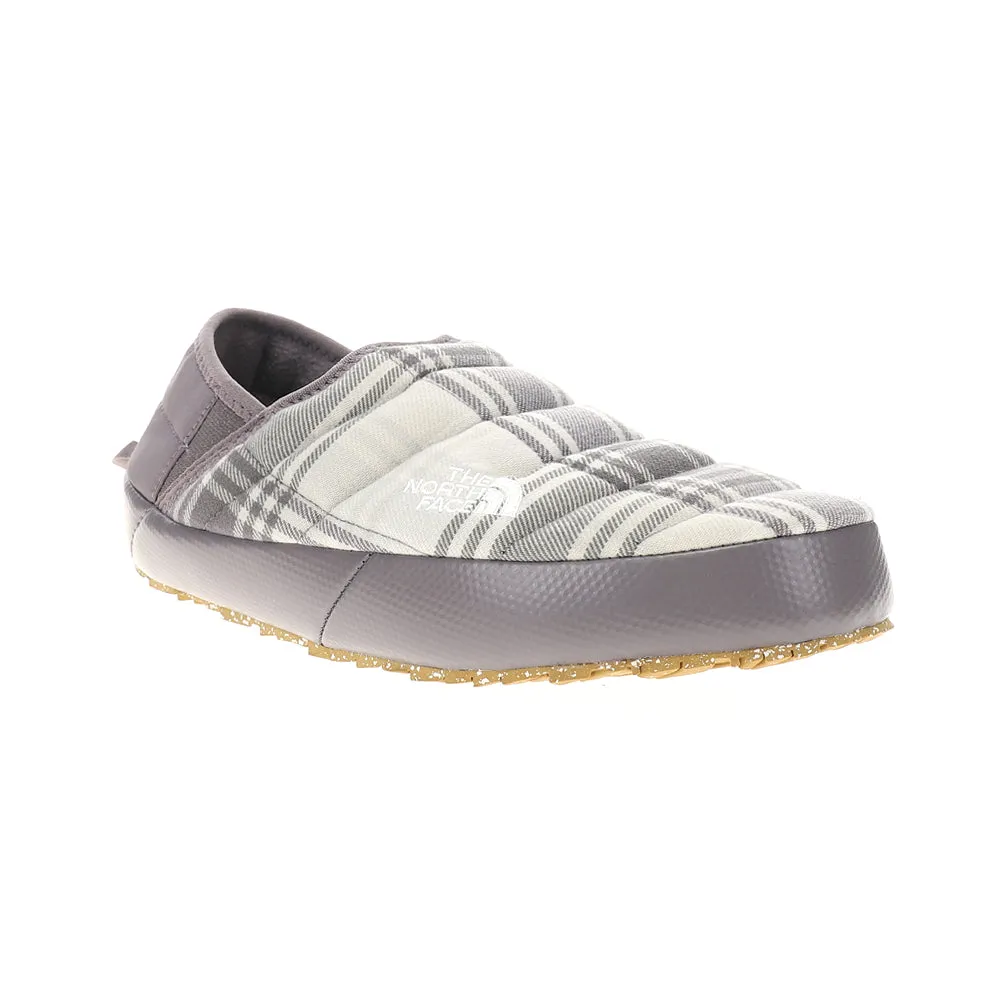 Casual Comfort Thermoball Traction V Plaid Scuff Slippers