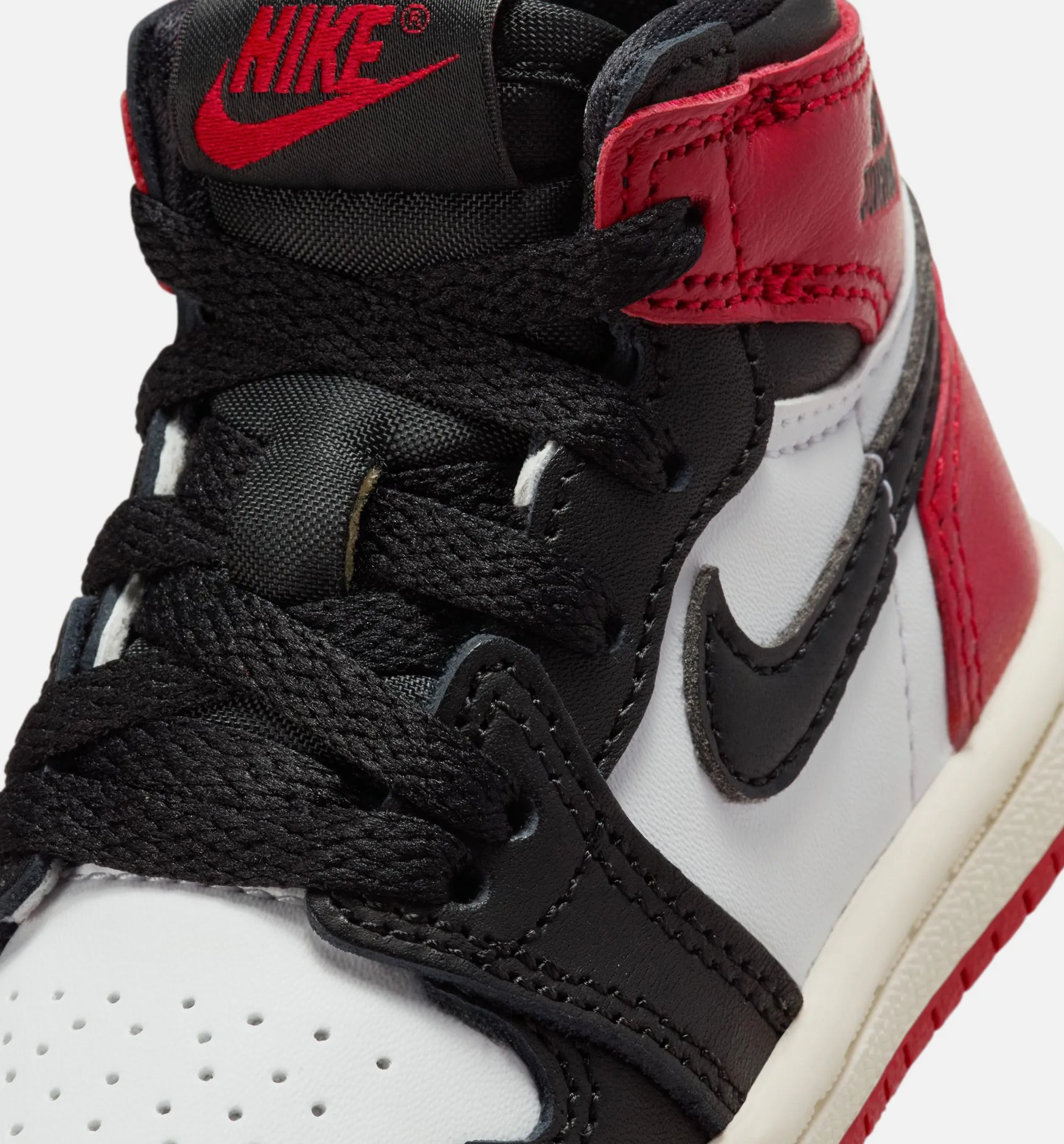Eco Friendly Air Jordan 1 Retro High Og Black Toe Infant Toddler Lifestyle Shoe - White/Black/Varsity Red/Sail