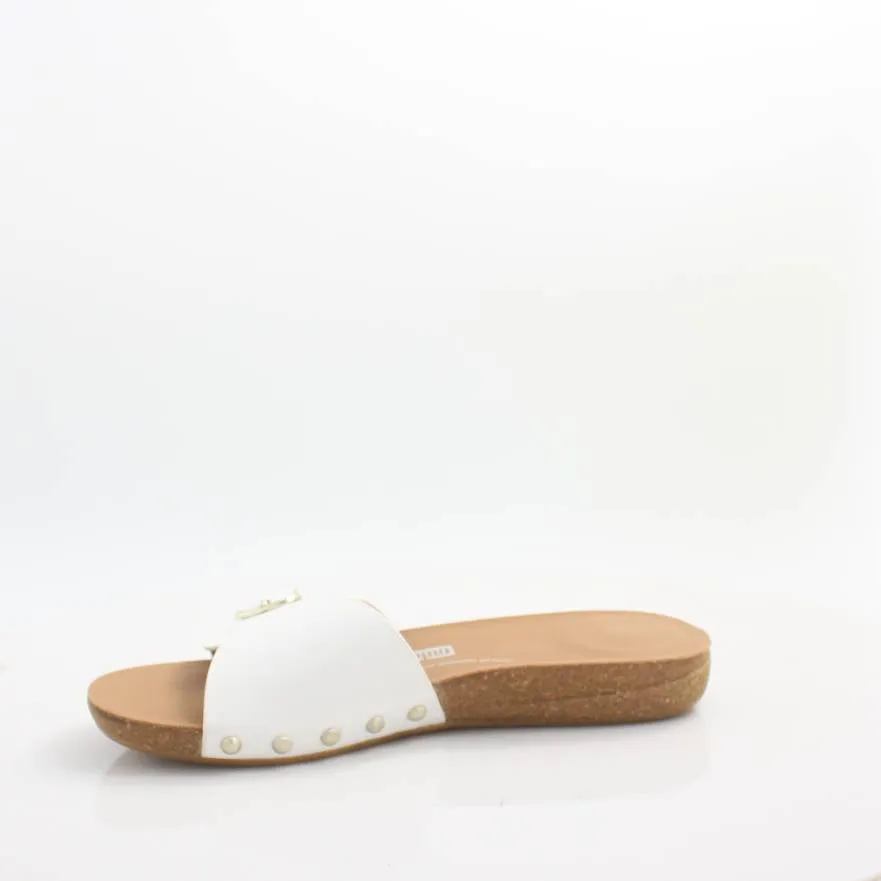 Iqushion Adjustable Buckle Leather Shoes