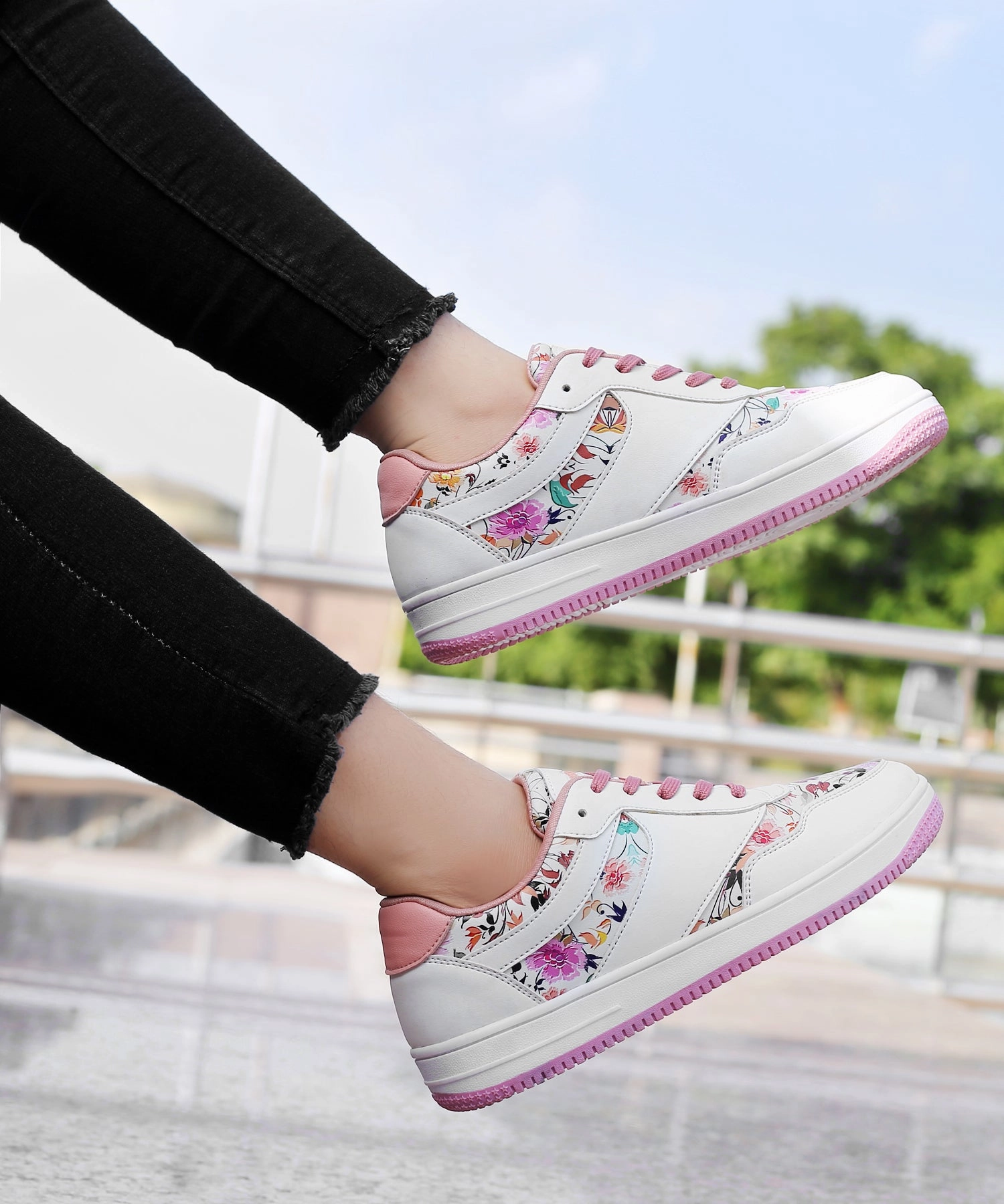 Bacca Bucci Vixen Low Top Flat Sole Fashion Women'S Sneakers With Digital Prints Everyday Footwear