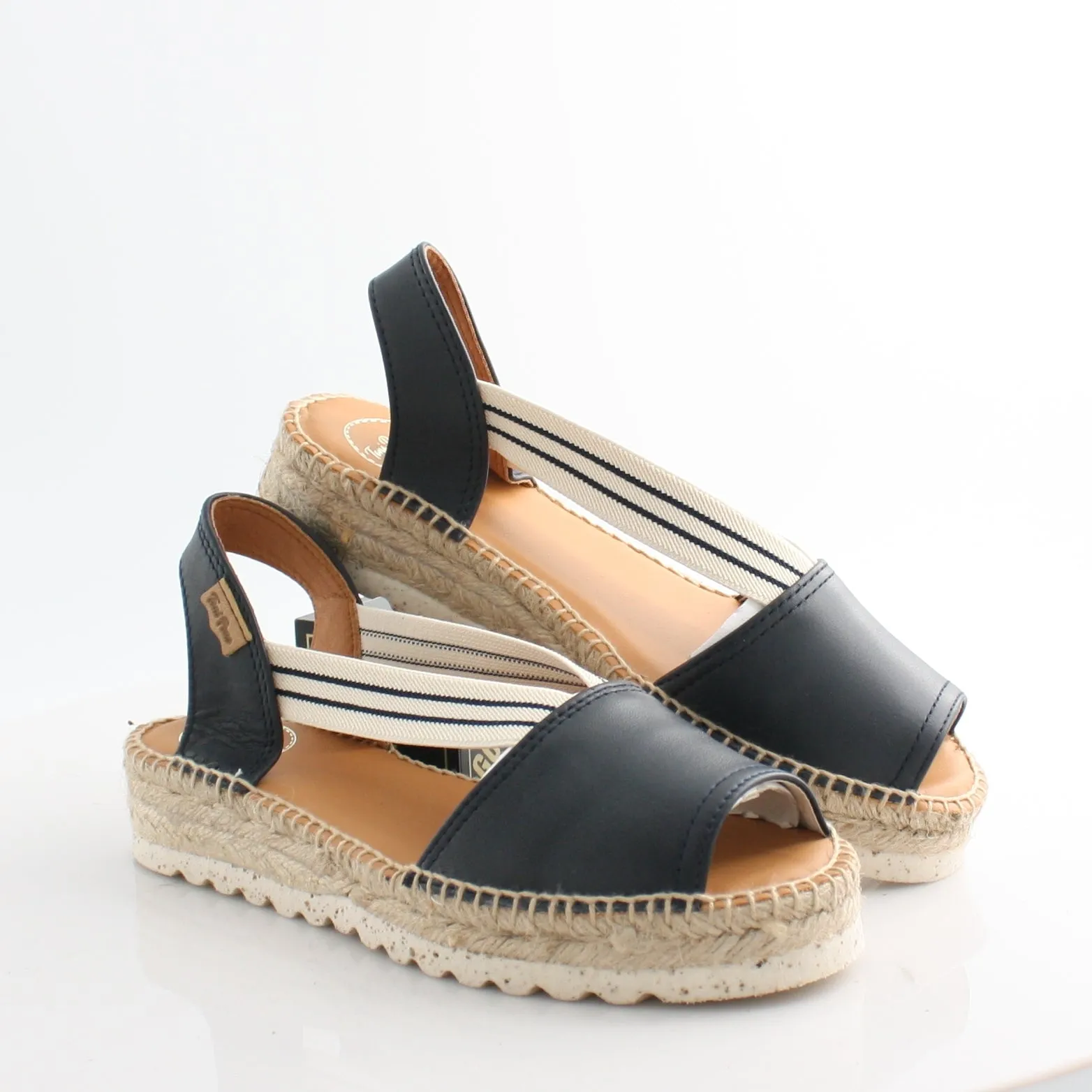Casual Comfort Modern Footwear Estel Toni Pons Sandals