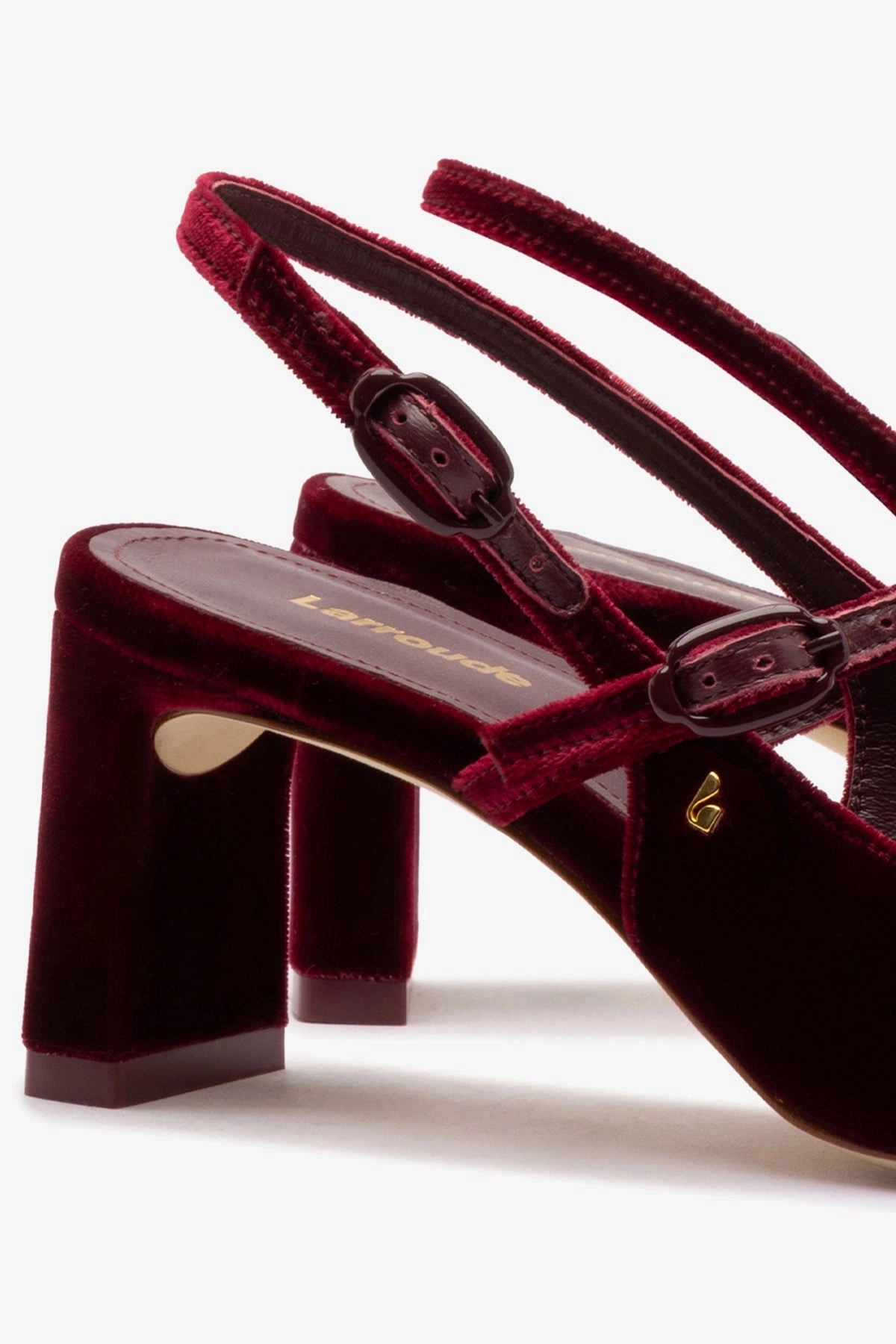 Everyday Sneakers Pro Comfort Georgina Pump In Wine Velvet
