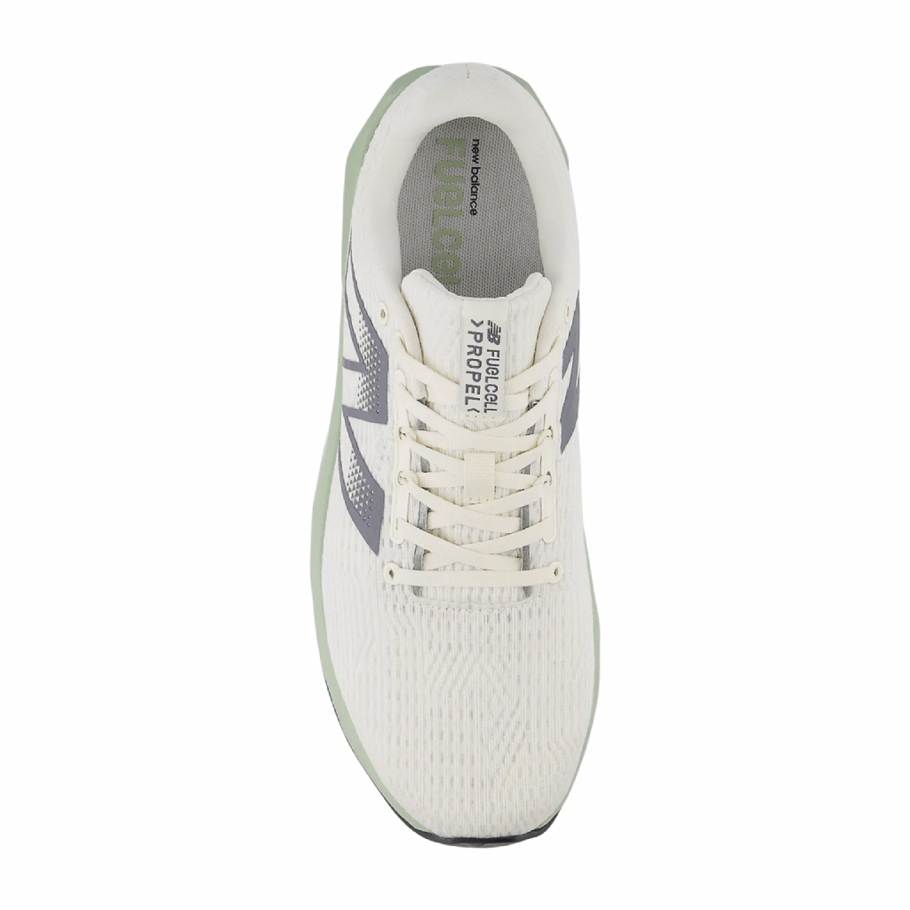 Classic Sneakers Statement Footwear New Balance Fuelcell Propel V5 Men