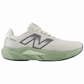 Modern Classic New Balance Fuelcell Propel V5 Men