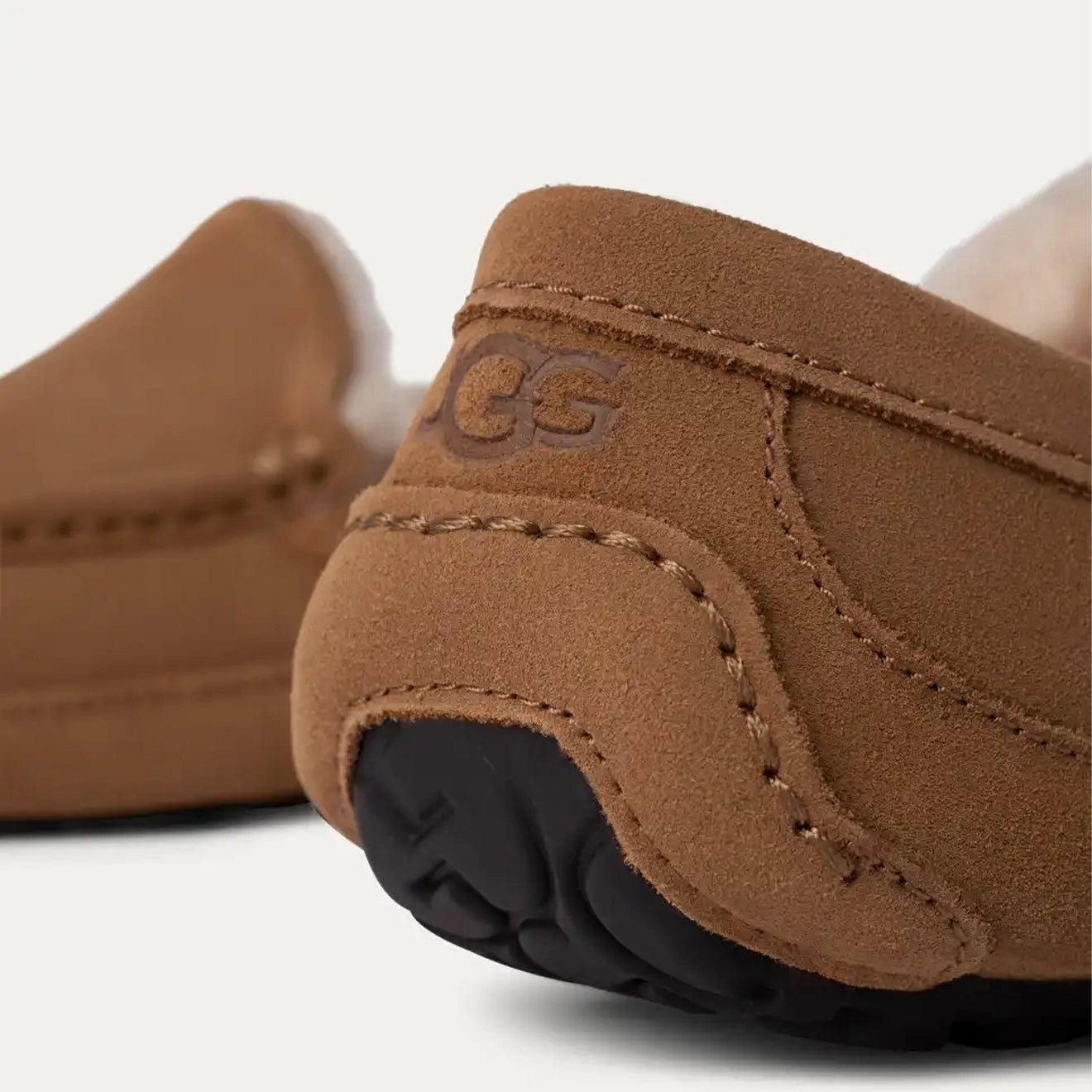 Odor Resistant Standing Comfort Ugg Ascot Slipper Chestnut