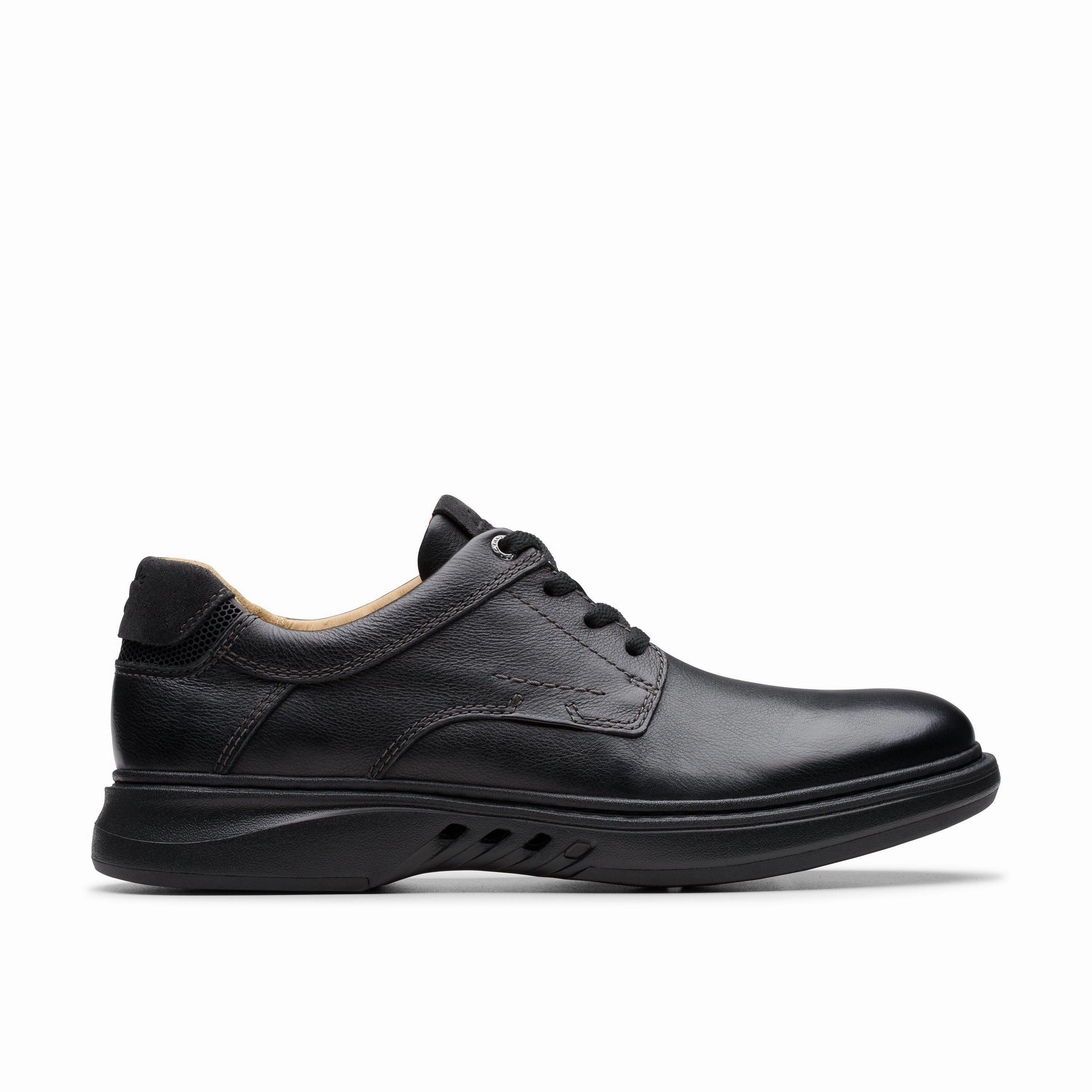 Un Briley Pace Clarks  Ex Wide Easy On Off