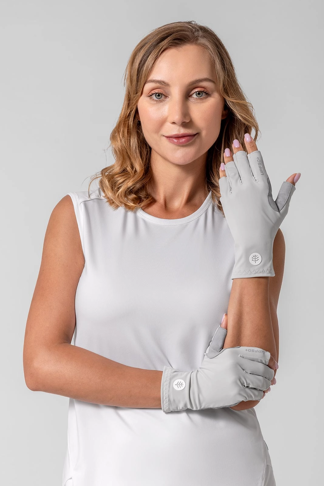 Unisex MaxShield Multi-Sport Fingerless Gloves | Sleek Grey