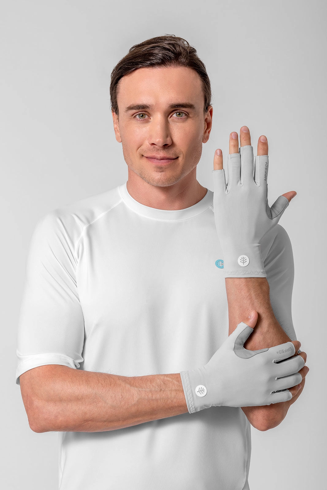 Unisex MaxShield Multi-Sport Fingerless Gloves | Sleek Grey