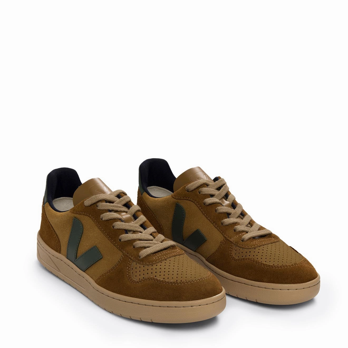 Veja V-10 Camel Cyprus Multico Trainer Arch Support Urban