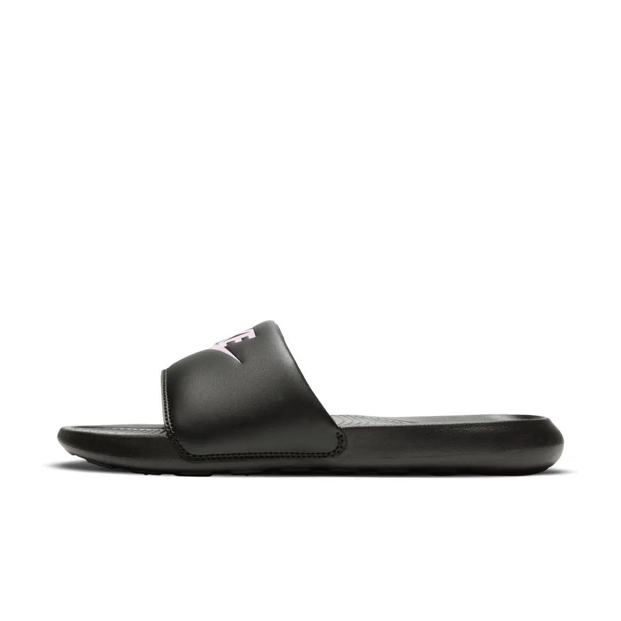 W Nike Victori One Cn9677-002 Versatile Style