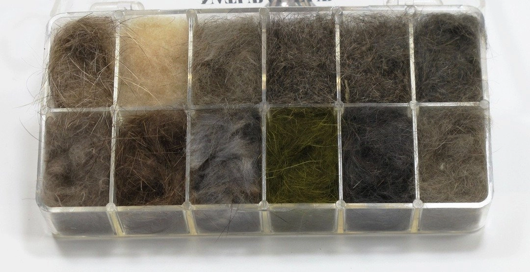 Wapsi Natural Fur Dubbing Dispenser