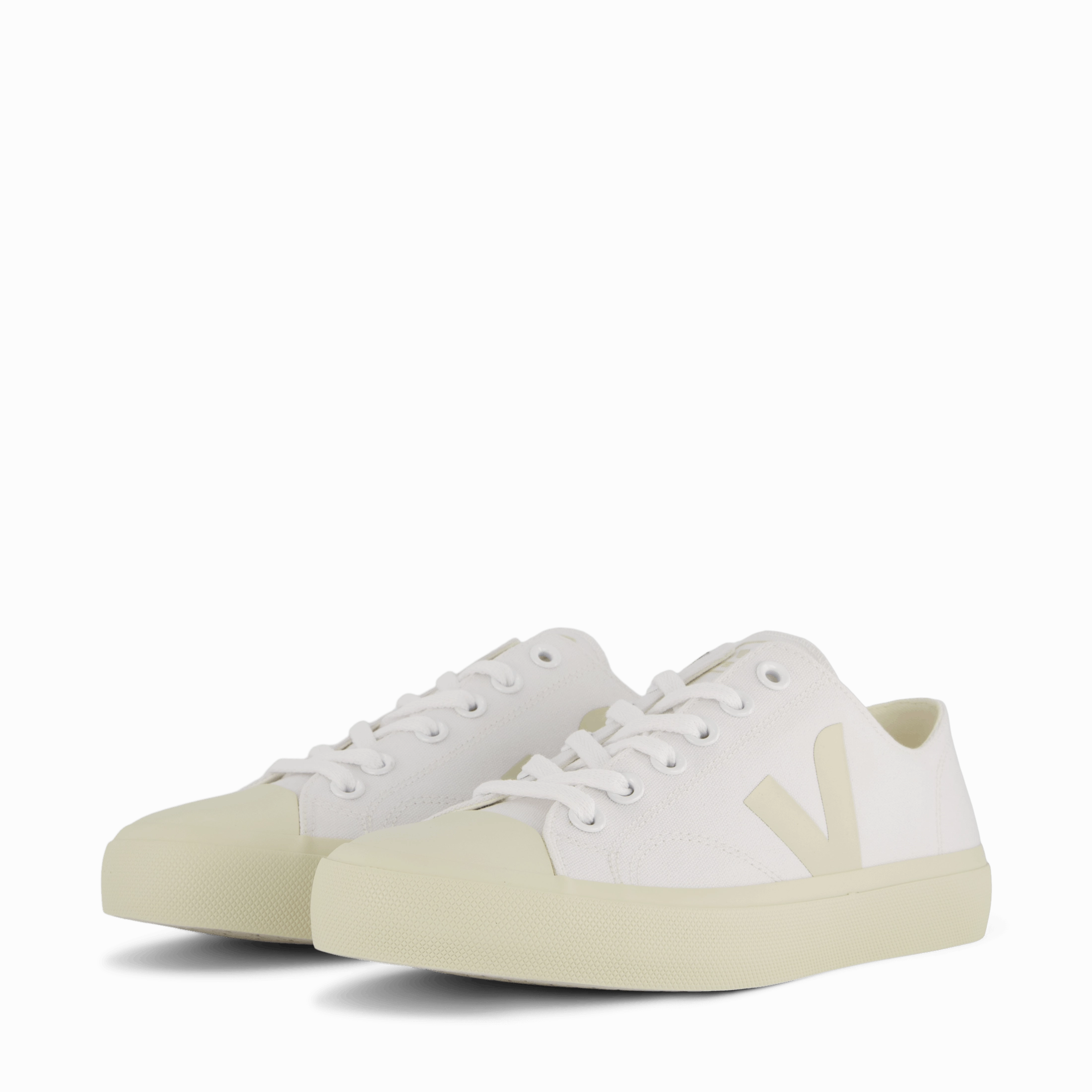Wata Ii Low Canvas White Pierre Relaxed Fit Footwear Essential Footwear