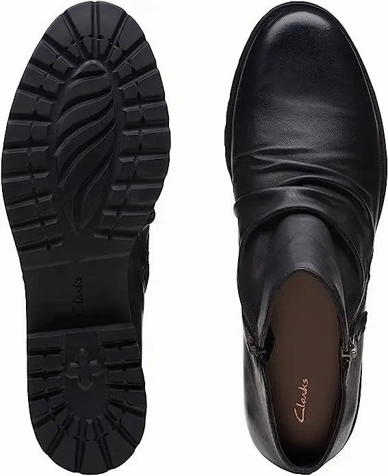 Cloud Comfort All Weather Women'S Clarks Clarkwell Zip ?C Effortless Style With Everyday Comfort