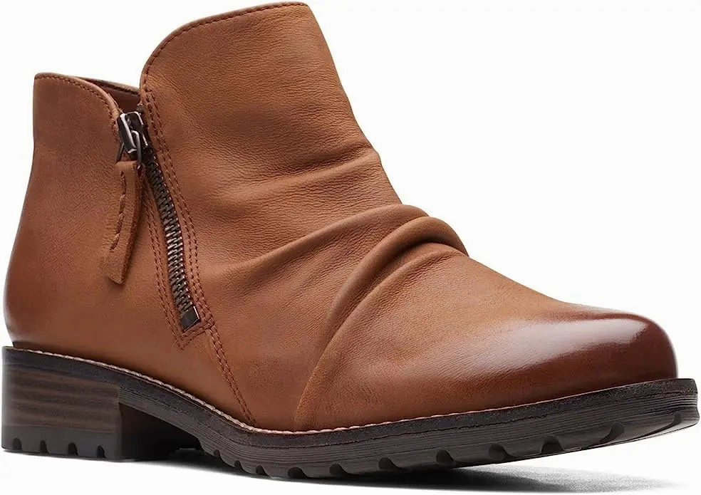 Travel Shoes Women'S Clarks Clarkwell Zip ?C Effortless Style With Everyday Comfort