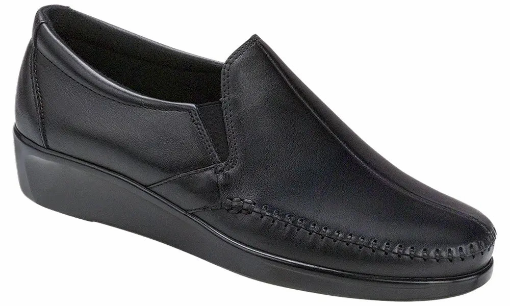 Rugged Slip On Shoes Women??S Sas Dream ?C Sleek Leather Slip-On With Cushioning & Flexibility
