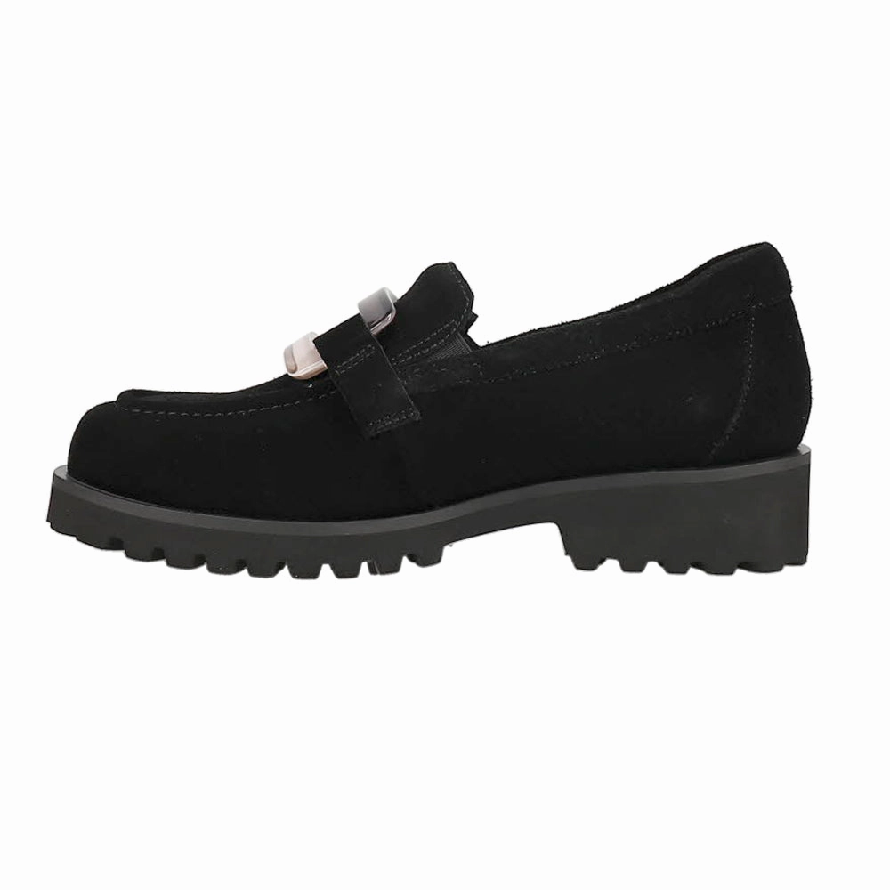 Minimalist Zinta Slip On Lug Sole Loafers
